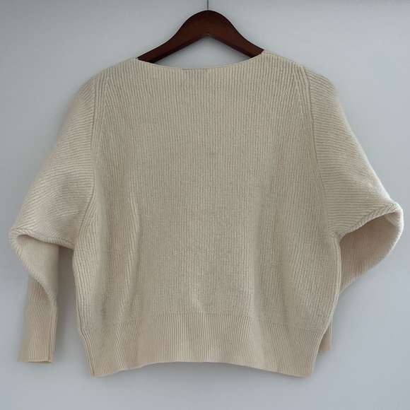Club Manaco 100% Wool Sweater - Picture 2 of 3